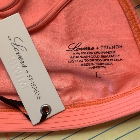 💋NWT Lovers + friends strappy ribbed modest coverage bikini top - Picture 16 of 16